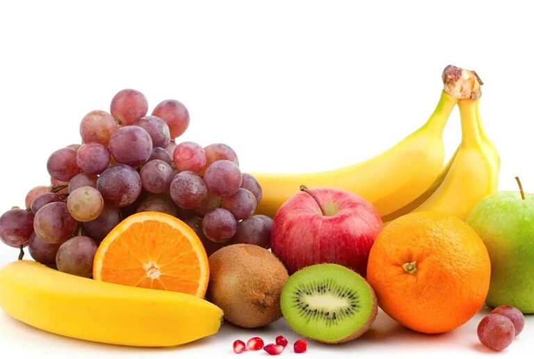 Frisches Obst, das die Grundlage der Ernährung bei Gichtanfällen bildet