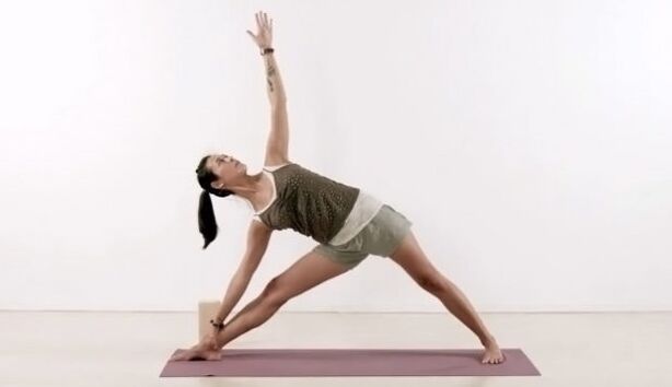Yoga-Dreieck-Pose zum Abnehmen
